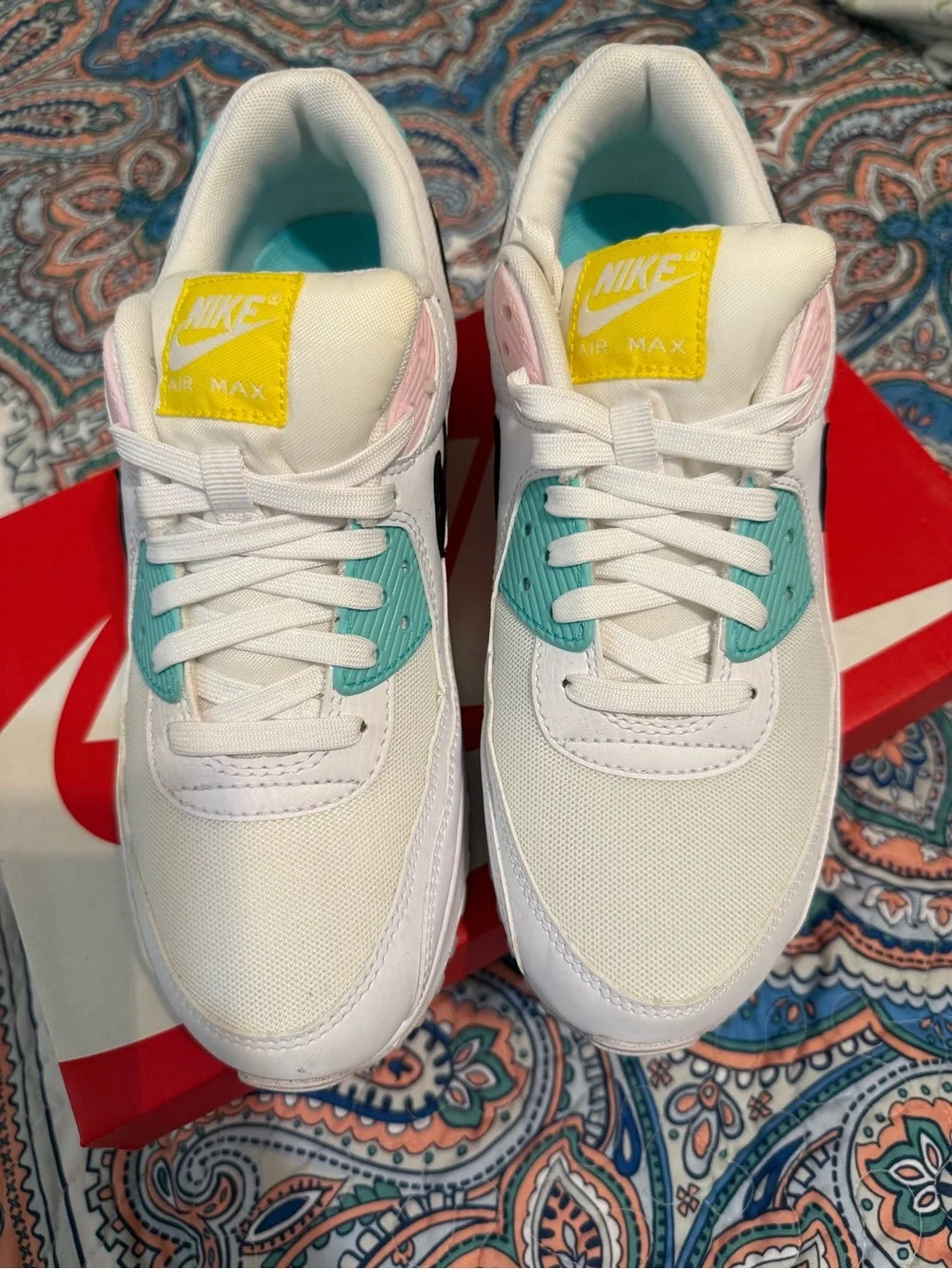 Nike iconic air